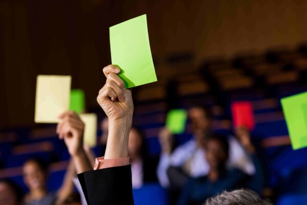 votaciones en asambleas